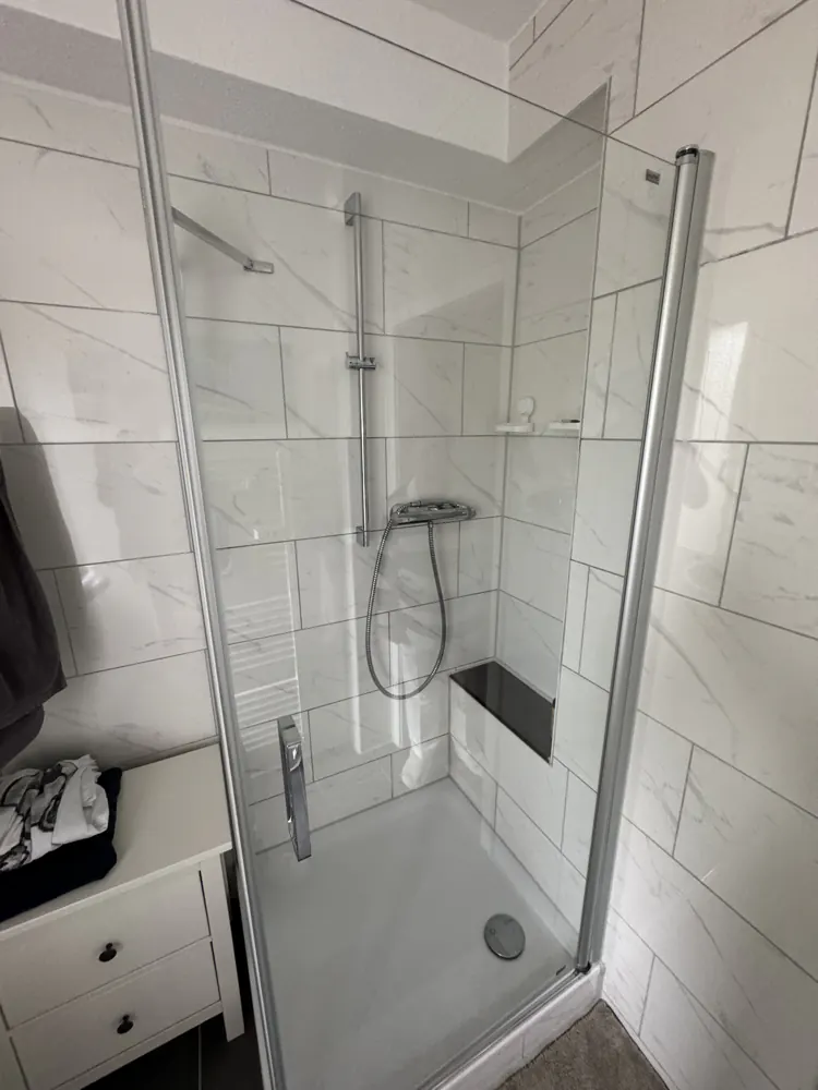 Bad der Beispielwohnung in Kaarst